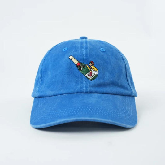 Jockey auf Champagnerflasche Cap | Blau washed | Unisex Dad Hat | Bestickte Kappe