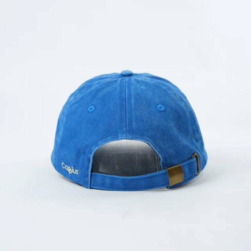 Jockey auf Champagnerflasche Cap | Blau washed | Unisex Dad Hat | Bestickte Kappe